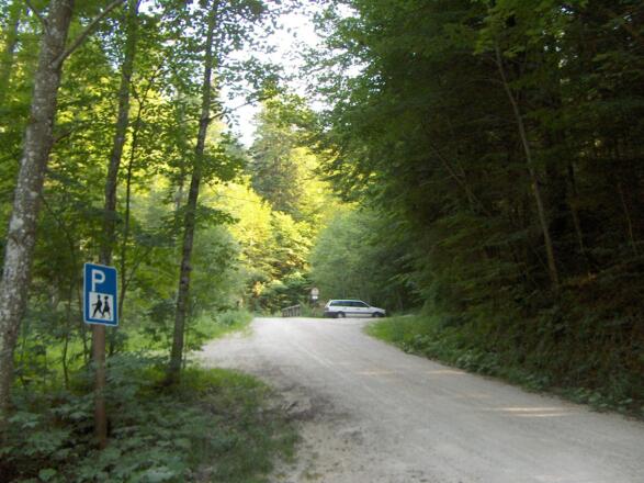 Start am Wanderparkplatz.