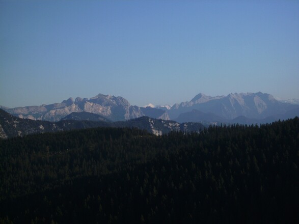 Gipfelsicht: Zwischen Reiteralpe und Leoganger Steinberge, die Hohen Tauern (Wiesbachorn)