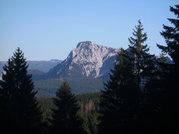 Sicht zum Hochstaufen während der Auffahrt