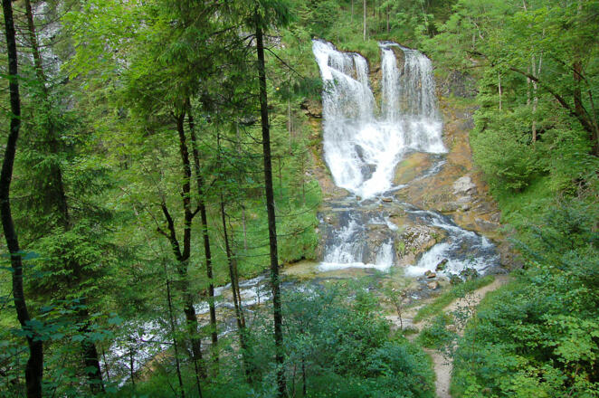 Die wunderschönen Weißbach-Wasserfälle