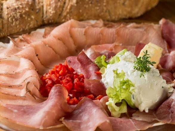 Brotzeiten aus der eigenen Metzgerei