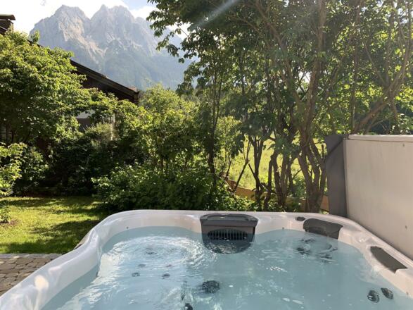 4D3E0D61-A446-44A5-A628-587578E31D12