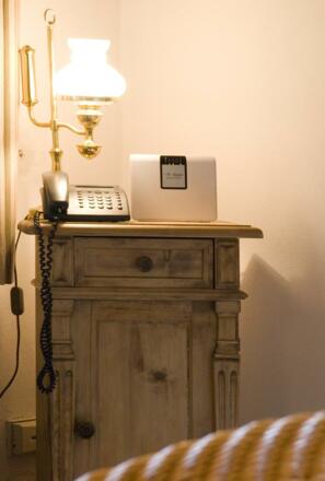 Wohnzimmer_Telefon|WLan