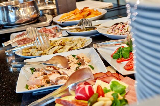 Büfett im Restaurant Werdenfels