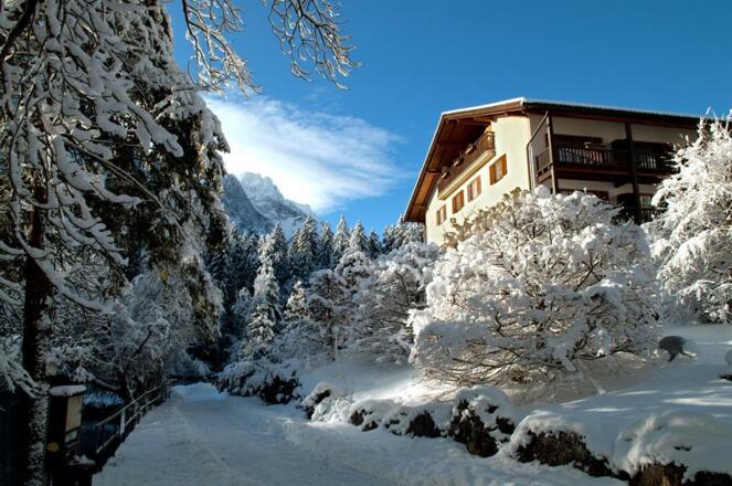 Wintermärchen am Badersee