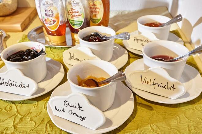 Hausgemachte Marmeladen Frühstück