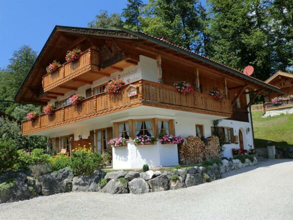 Ferienhaus Regina mit hauseigenem Parkplatz