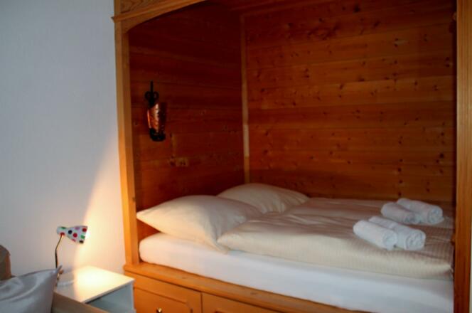 Schlafkoje im Wohnzimmer