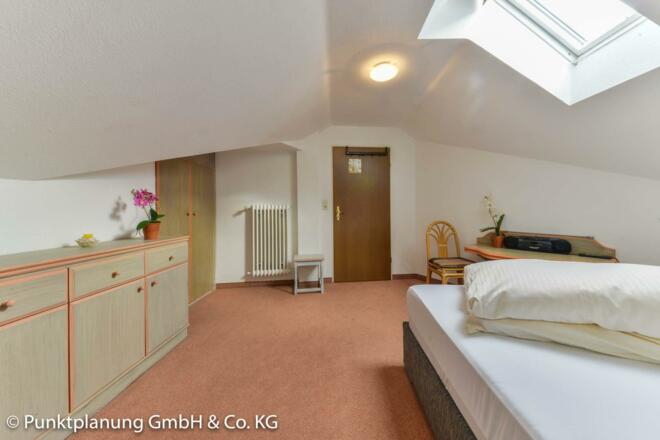 Einzelzimmer Dachgeschoss