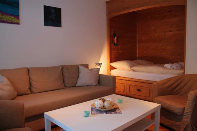 Wohnzimmer mit Schlafkoje