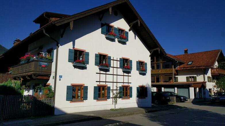 01 haus-aussen-standardbild