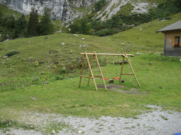 Schaukel an der Tutzinger Hütte