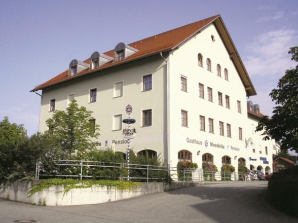 Gasthaus - Pension Moosbräu