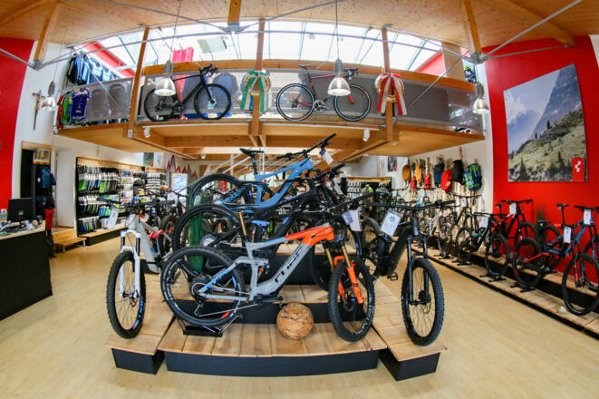 Rad`l Hüttner - Verkaufsraum