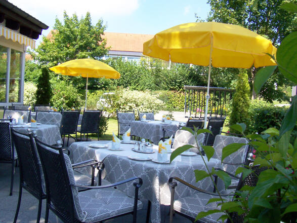 Nachmittagskaffee auf der Terrasse