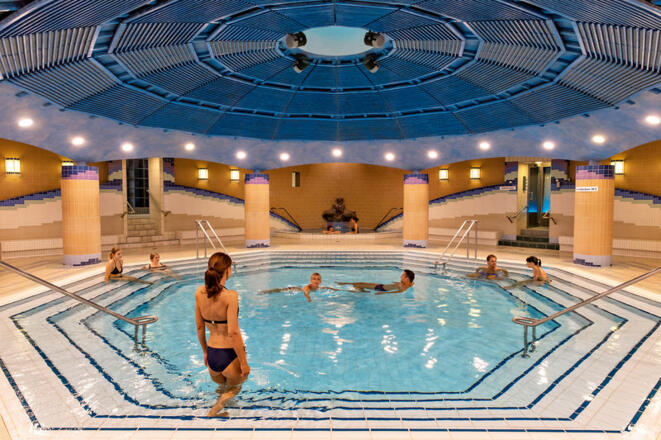 Chrysantibadehalle der Rottal Terme