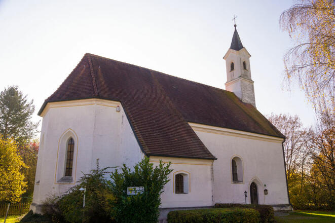 Filialkirche St. Johannes der Täufer in Aunham