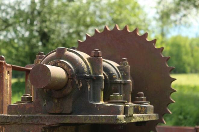 Rest alter Torfmaschine