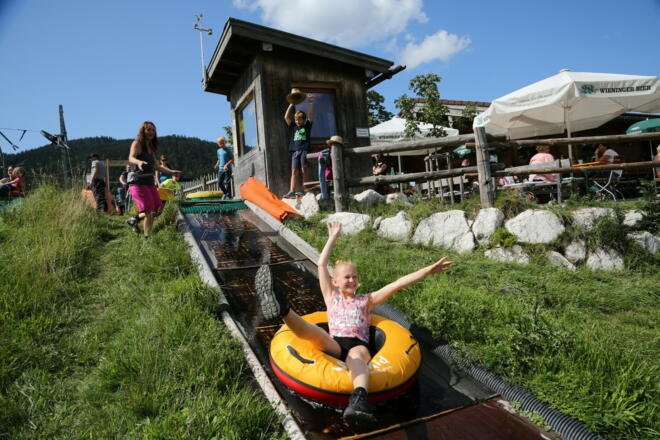 Kessel Alm Sommer Reifenrutschen