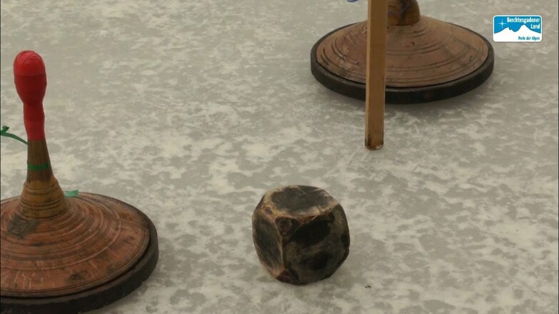 Wintersport Bayern: Eisstockschießen hat Tradition im Berchtesgadener Land