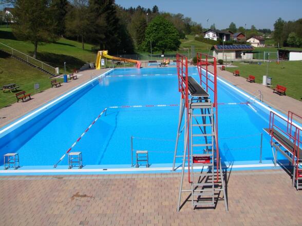 Schwimmbad Tann