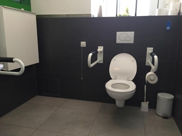 Behinderten WC Restaurant Steinsee