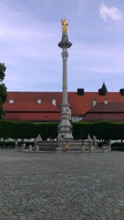 Residenzplatz - Column