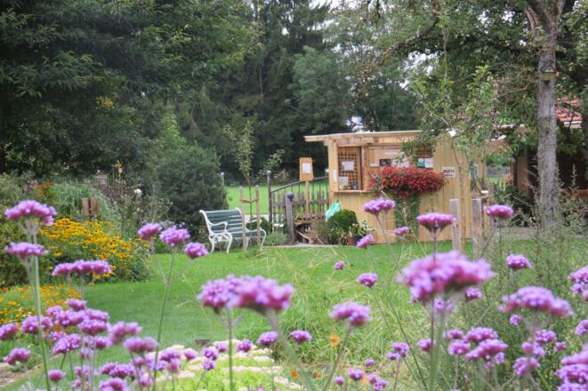 Prachtvoll blühts es im Seeshaupter Schaugarten