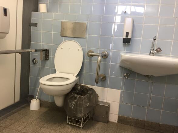 Barrierefreies WC, Weilheim beim Museum