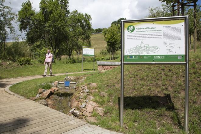 Barrierefreie Wassertretanlage Mespelbrunn