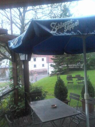 Blick zur Biergartenwiese beim Gasthof &quot;Zur Schönen Aussicht&quot;