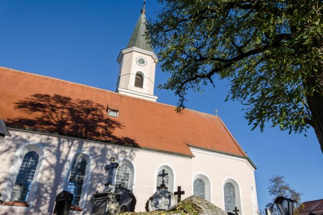 Wanderung - Hungerbach-Rundweg - Kirche in Eglfing