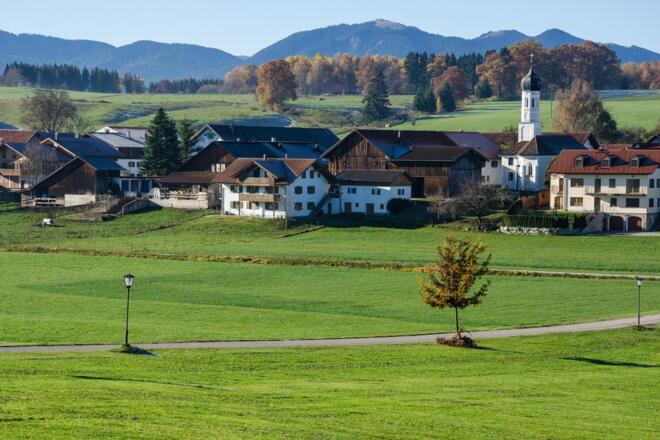 Wanderung - Hungerbach-Rundweg - Eglfing mit Alpenpanorama