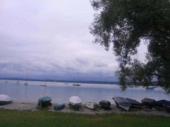 Unterwegs auf der Uferpromenade des Ammersees.