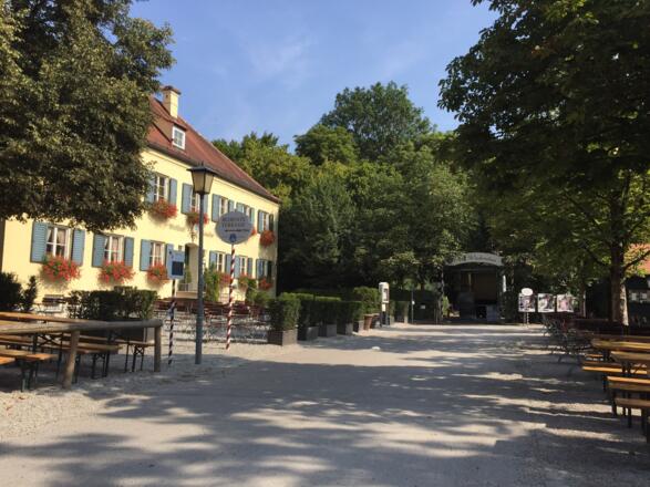 Start Biergarten Aumeister (Rolli-wC)