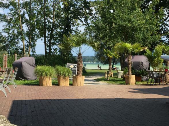 Am Ziel,  Strandbad Eching