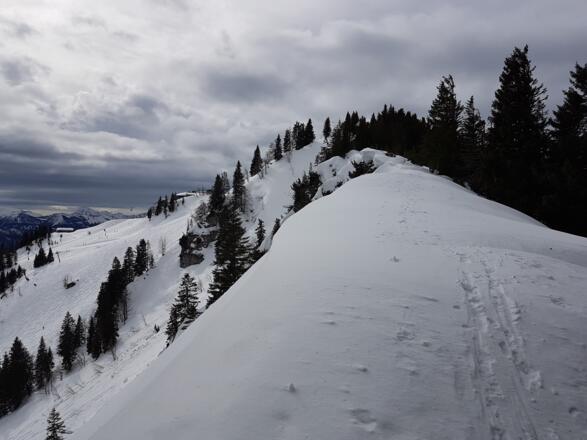 Ausgesetzter Grat, kurz vorm Gipfel