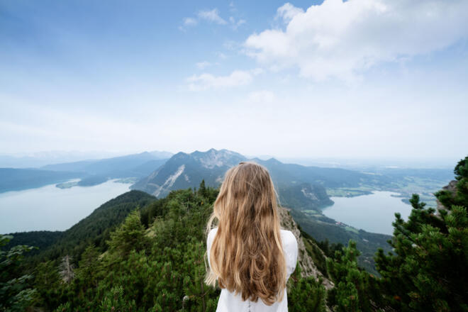 Ausblick vom Jochberg mit Walchensee und Kochelsee
