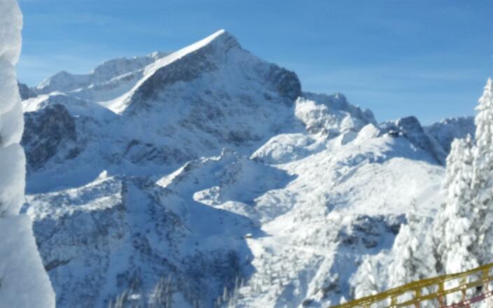 Blick Kreuzjoch zur Alpspitze