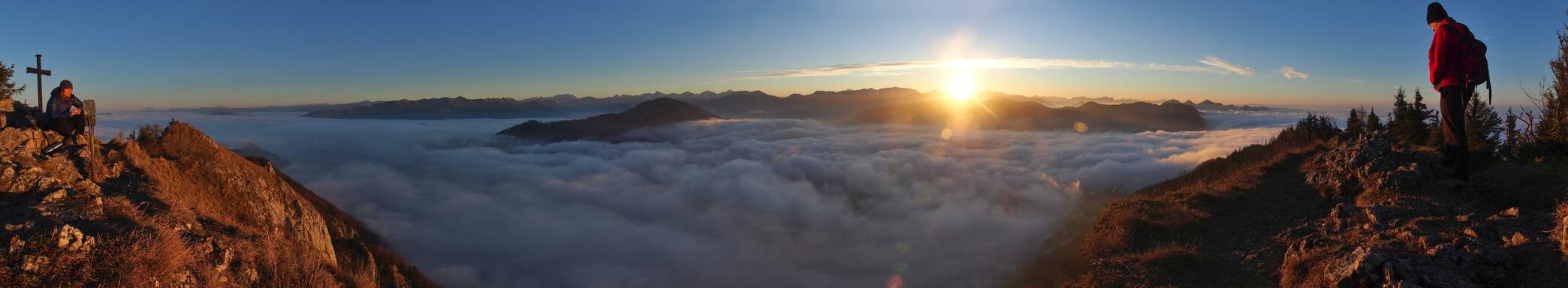 Panorama vom Gipfel des Schiefersteins nach Süden (Gesäuse, Haller Mauern, Sengsengebirge, Totes Gebirge)