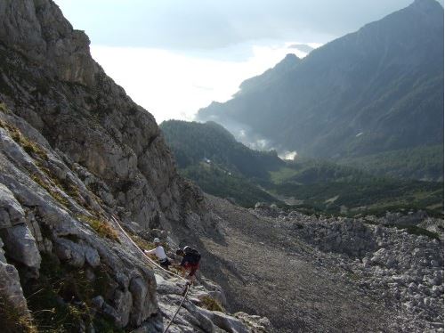 Beim Einstieg in den Bert Rinesch Klettersteig