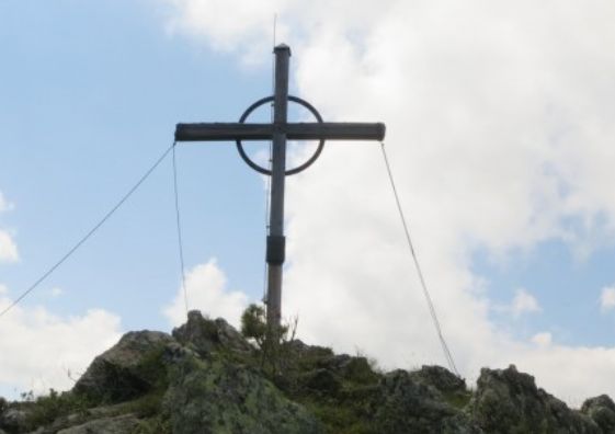 Gipfelkreuz Breitschwmmkogel 2264 m