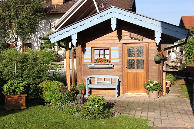 Abgeschlossener Fahrradunterstand