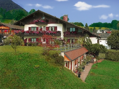 Hausansicht-Berghof-Pension