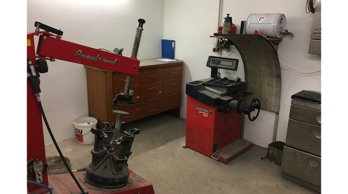 KFZ Service Manuel Aitenbichler