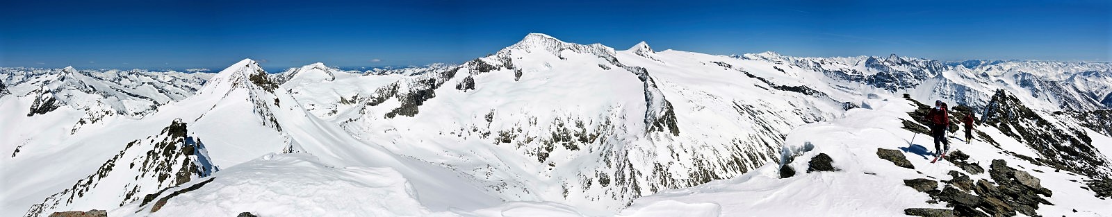 Großvenediger jenseits des Dorfertals aus dem Gipfelgrat