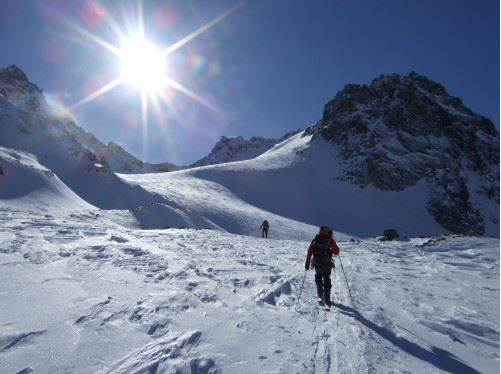 Abbiegen auf den spaltenreichen Chalausferner