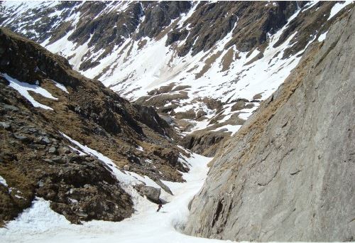 Die schmale Rinne ist gut zu fahren