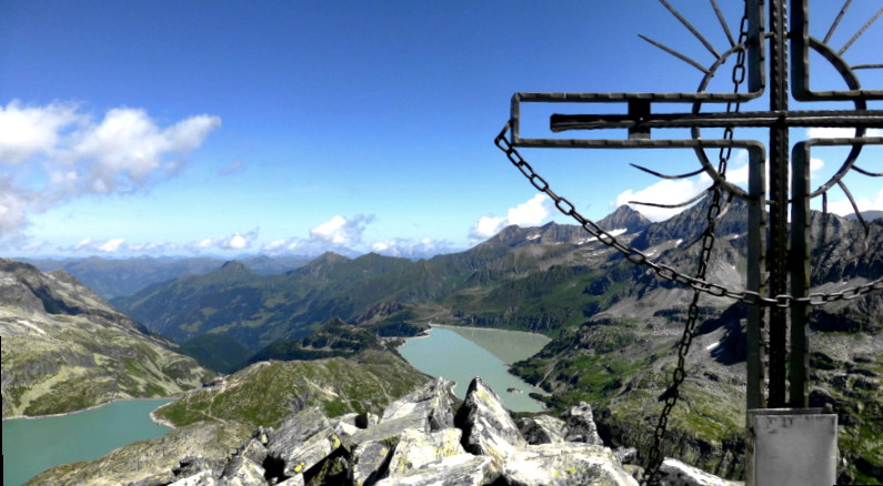 Gipfelkreuz Medelzkopf