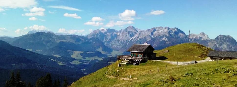Die Mahdalm mit herrlichem Ausblick